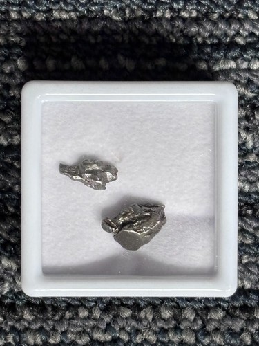 Genuine iron meteorite - iron,